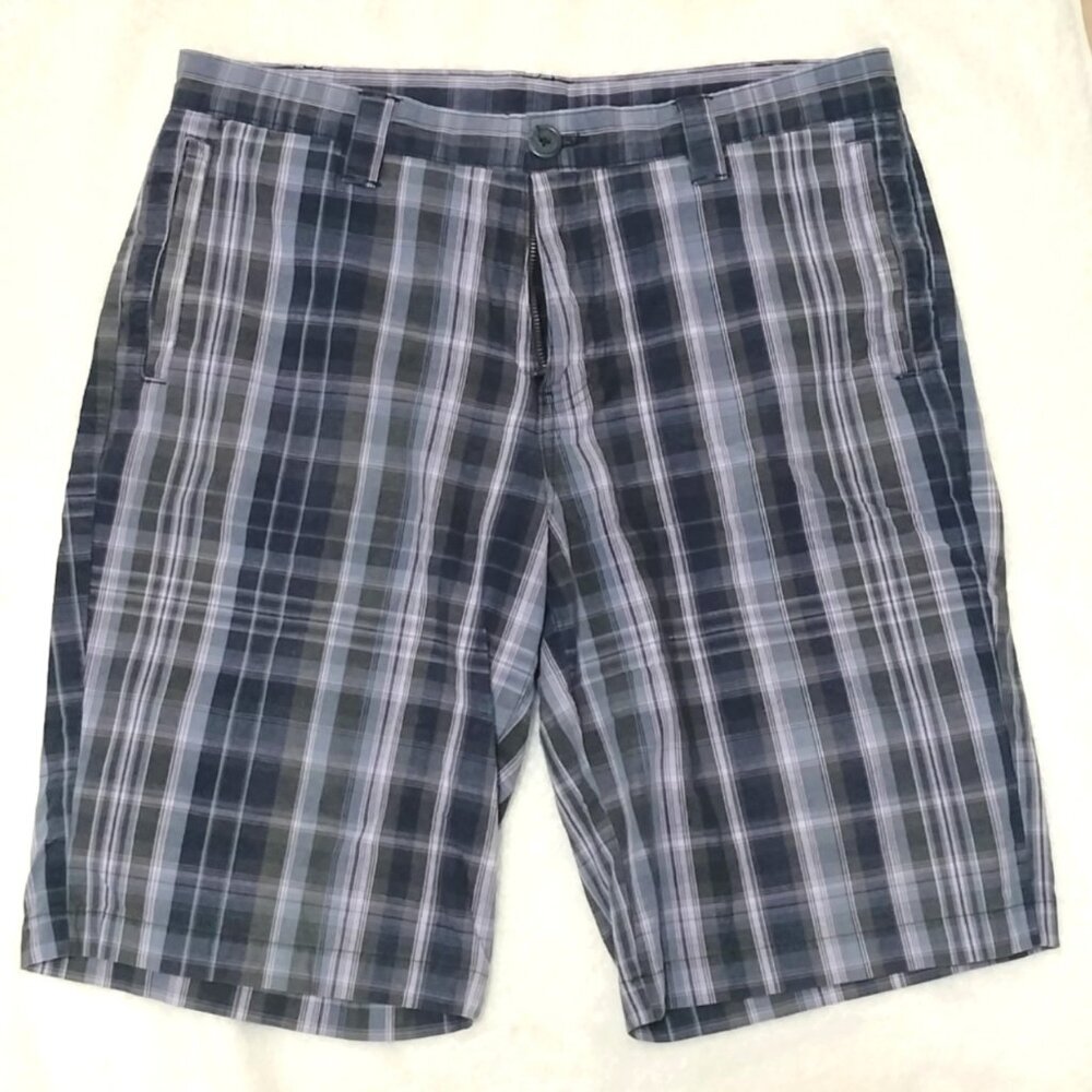 An Original Penguin by Munsingwear Purple Plaid 100% Cotton Shorts Size 32 EUC